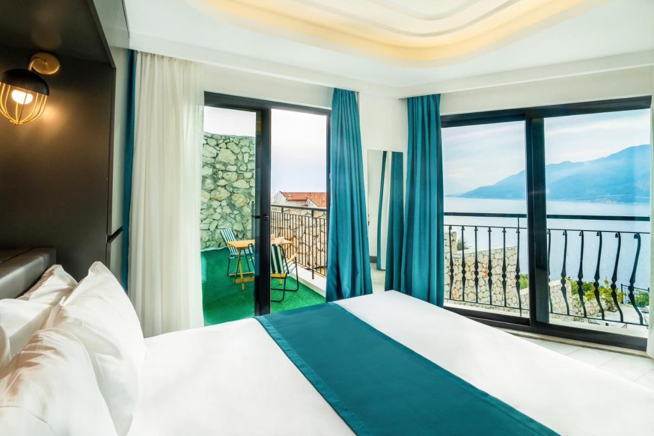 Guemues Yazar Hotel Kaş Exteriör bild