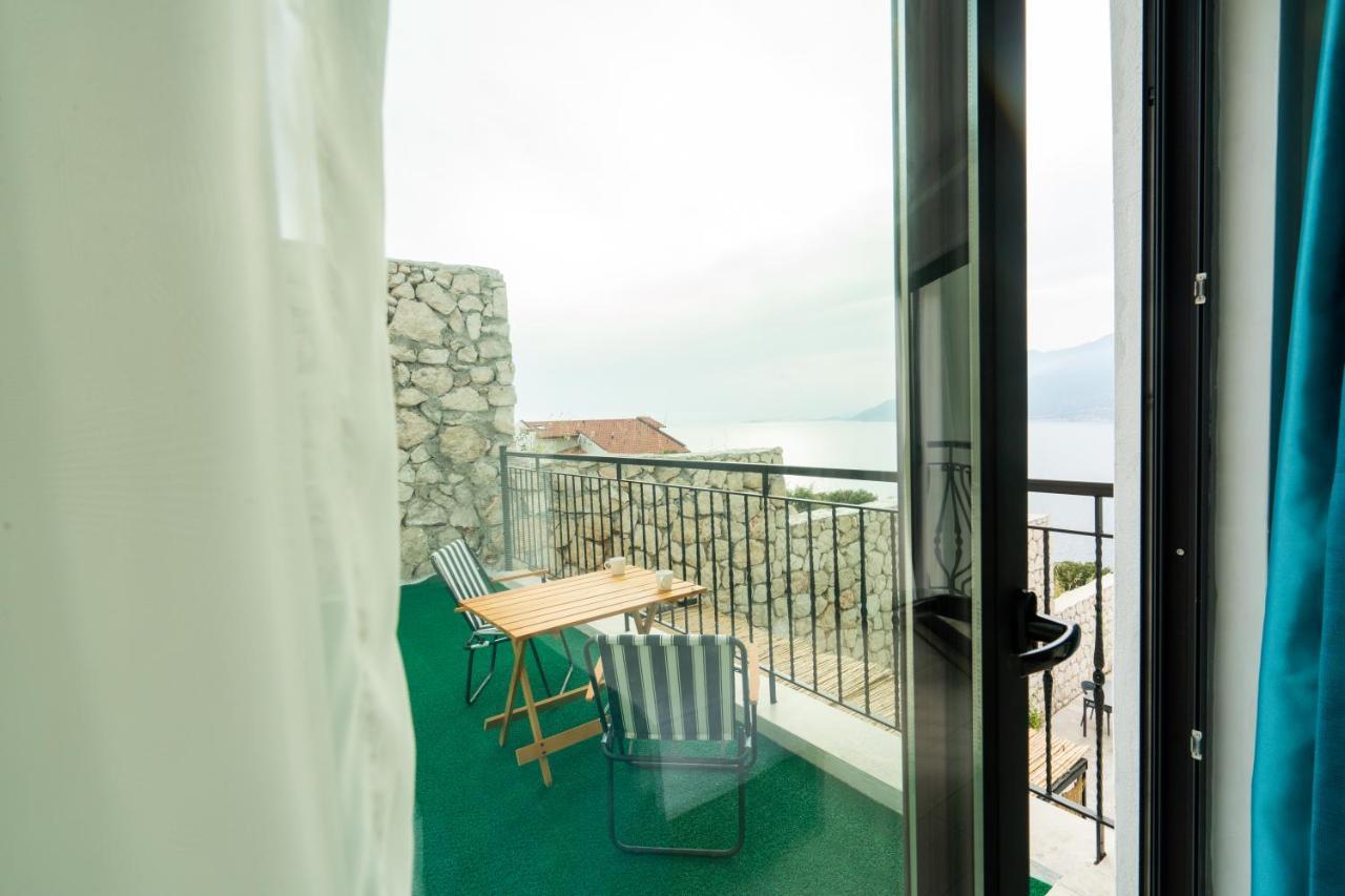 Guemues Yazar Hotel Kaş Exteriör bild