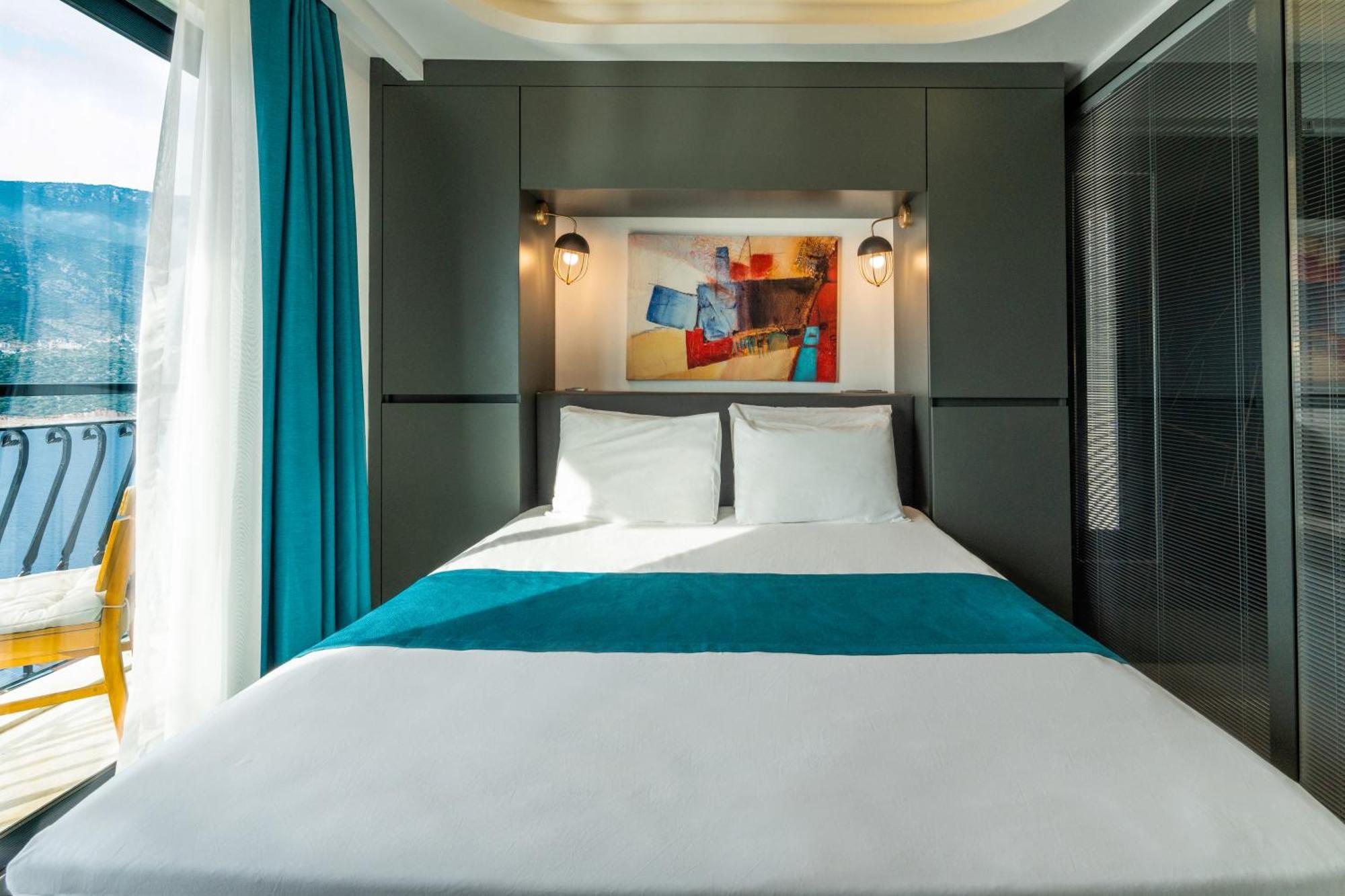 Guemues Yazar Hotel Kaş Rum bild