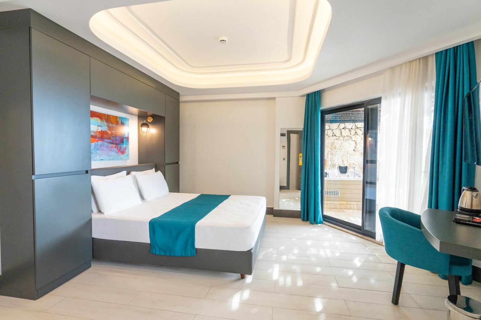 Guemues Yazar Hotel Kaş Rum bild